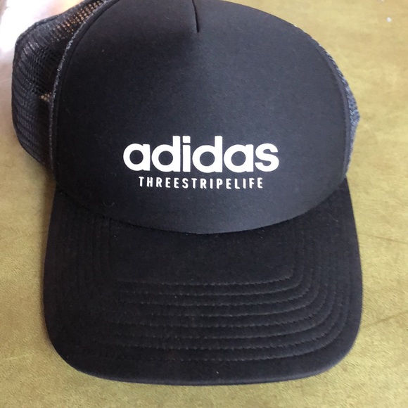 😎. Adidas three stripe life hat - Picture 6 of 6